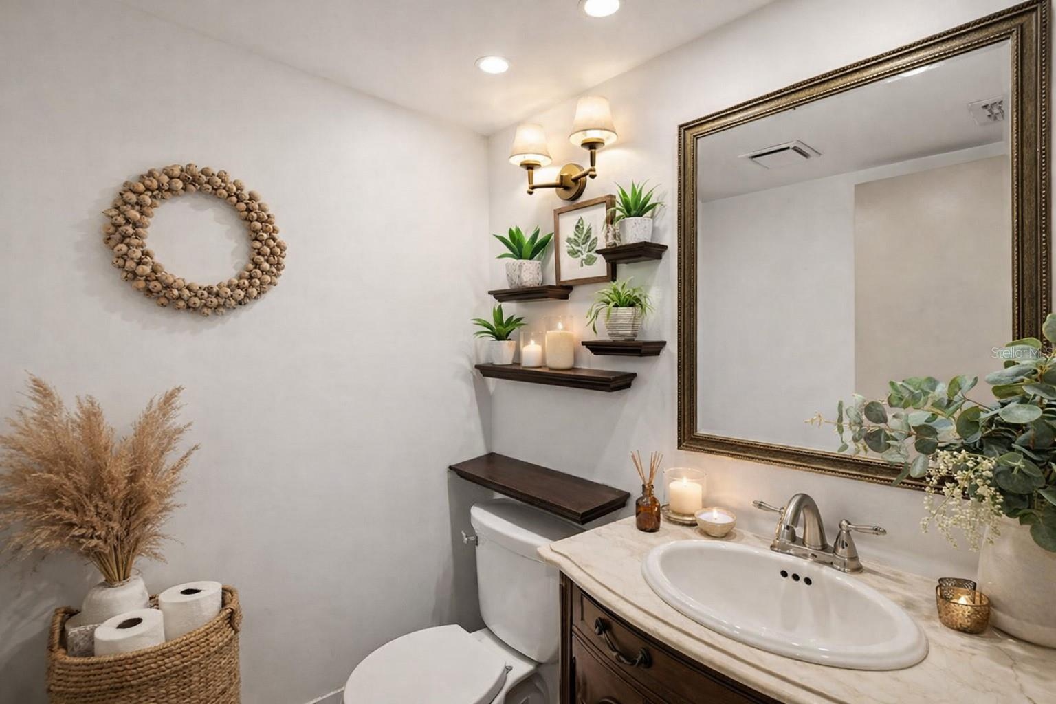 CARROLLWOOD VILLAGE TWINLAKES - Residential