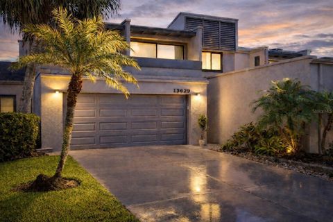 13629 TWIN LAKES LANE TAMPA FL 33618