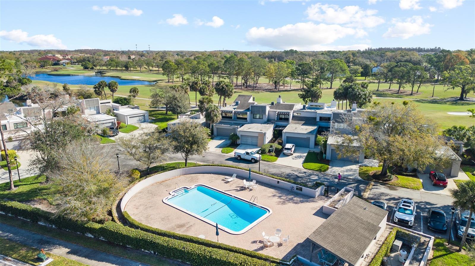 CARROLLWOOD VILLAGE TWINLAKES - Residential