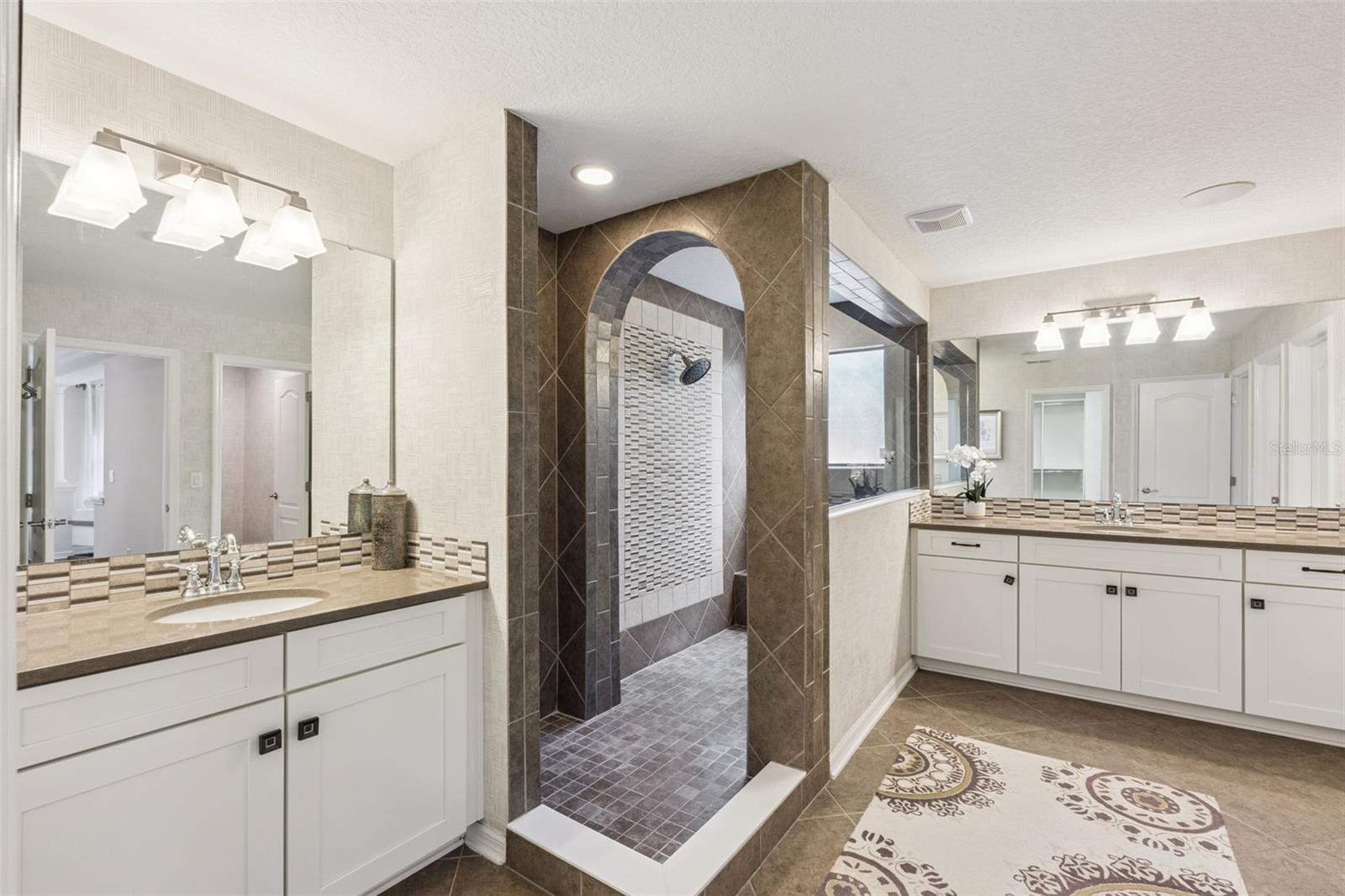 ARDEN PARK SOUTH - Residential