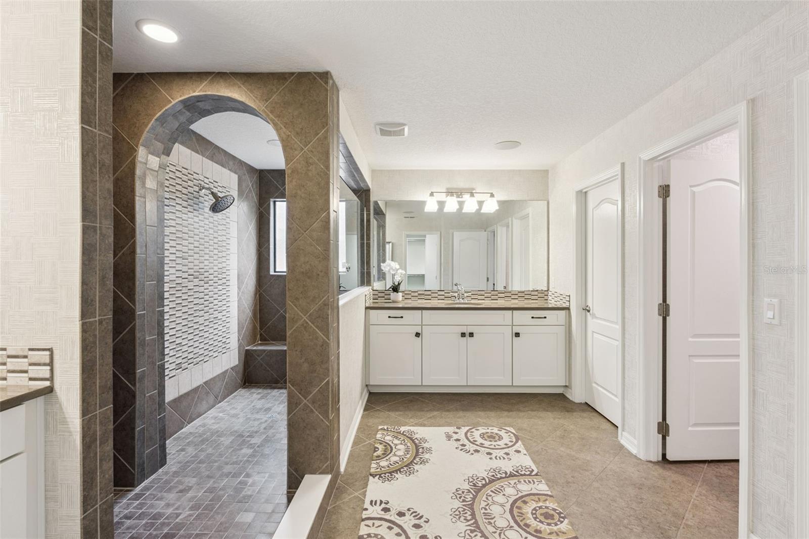 ARDEN PARK SOUTH - Residential