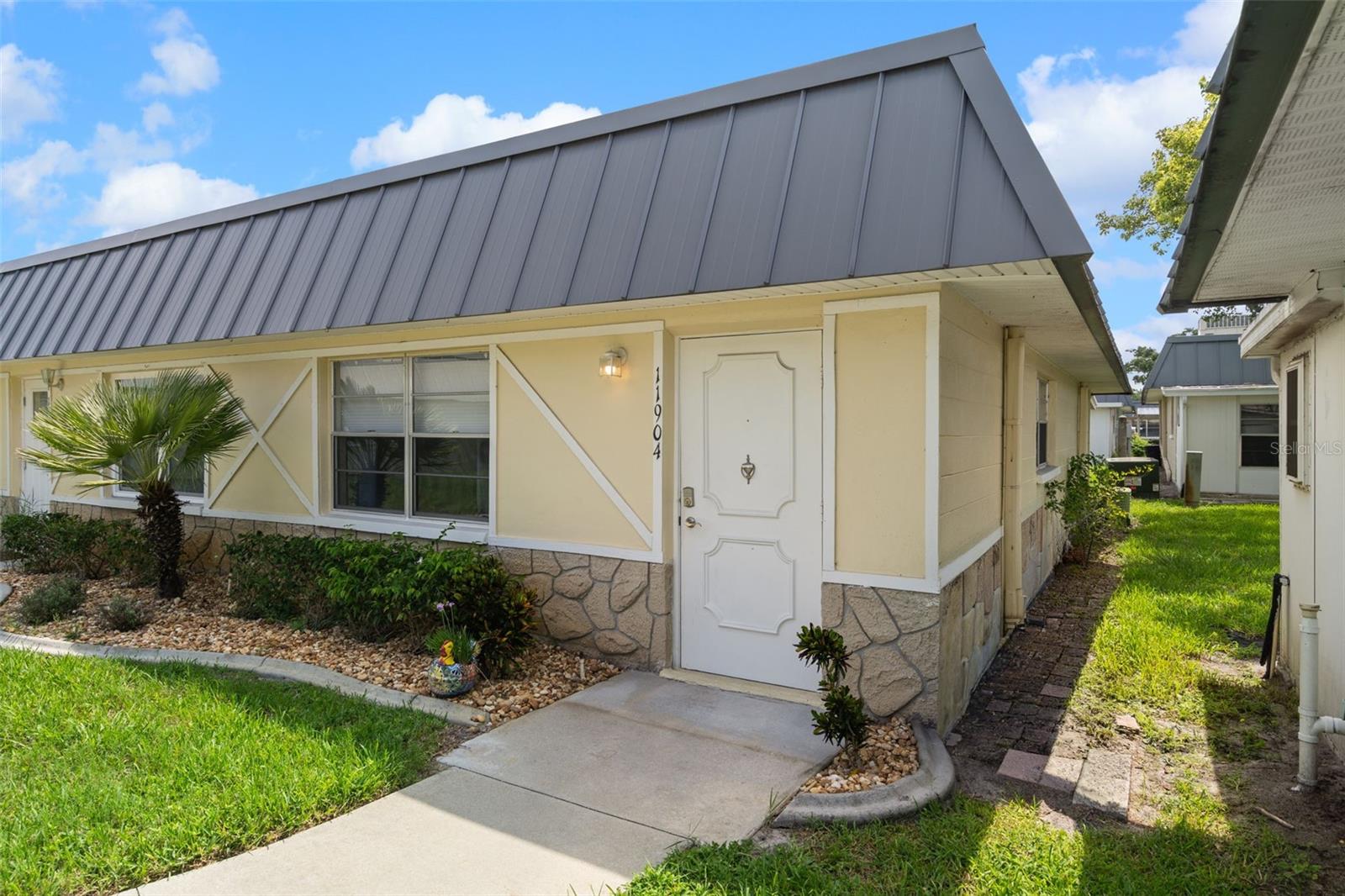 11904 BAYONET LANE
