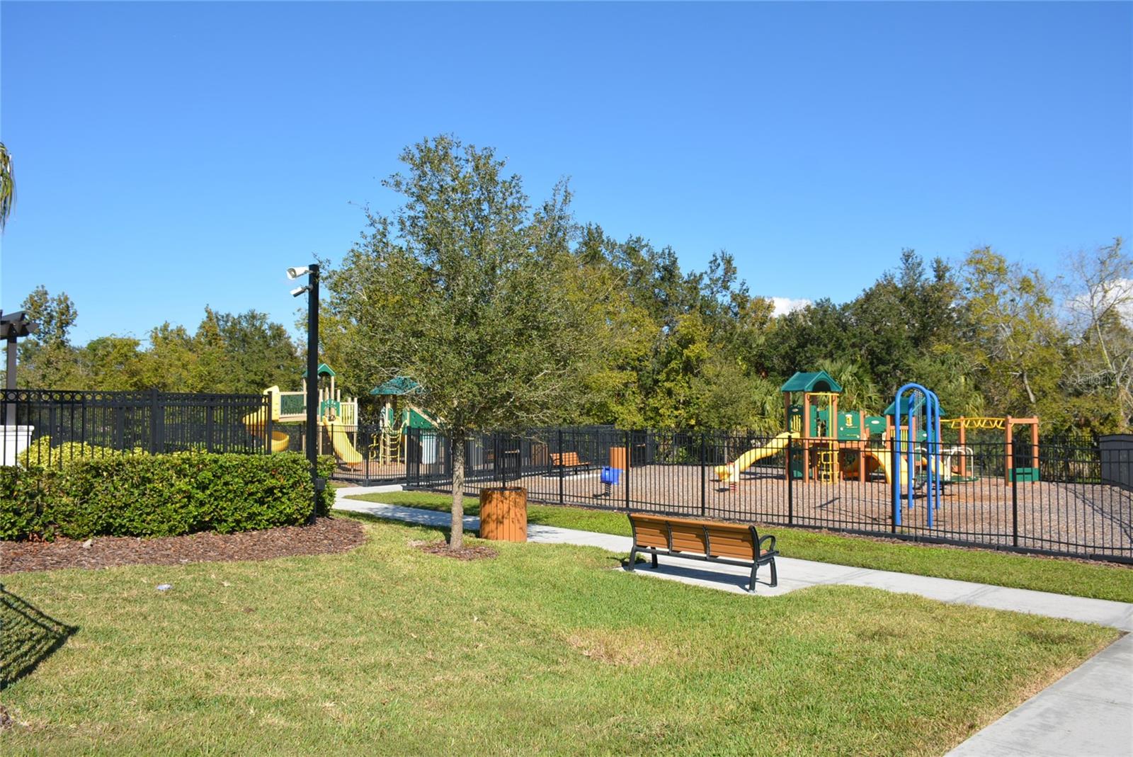 TUSKAWILLA CROSSINGS PH 1 - Residential