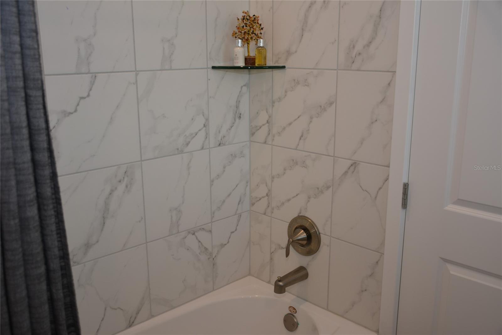 TUSKAWILLA CROSSINGS PH 1 - Residential