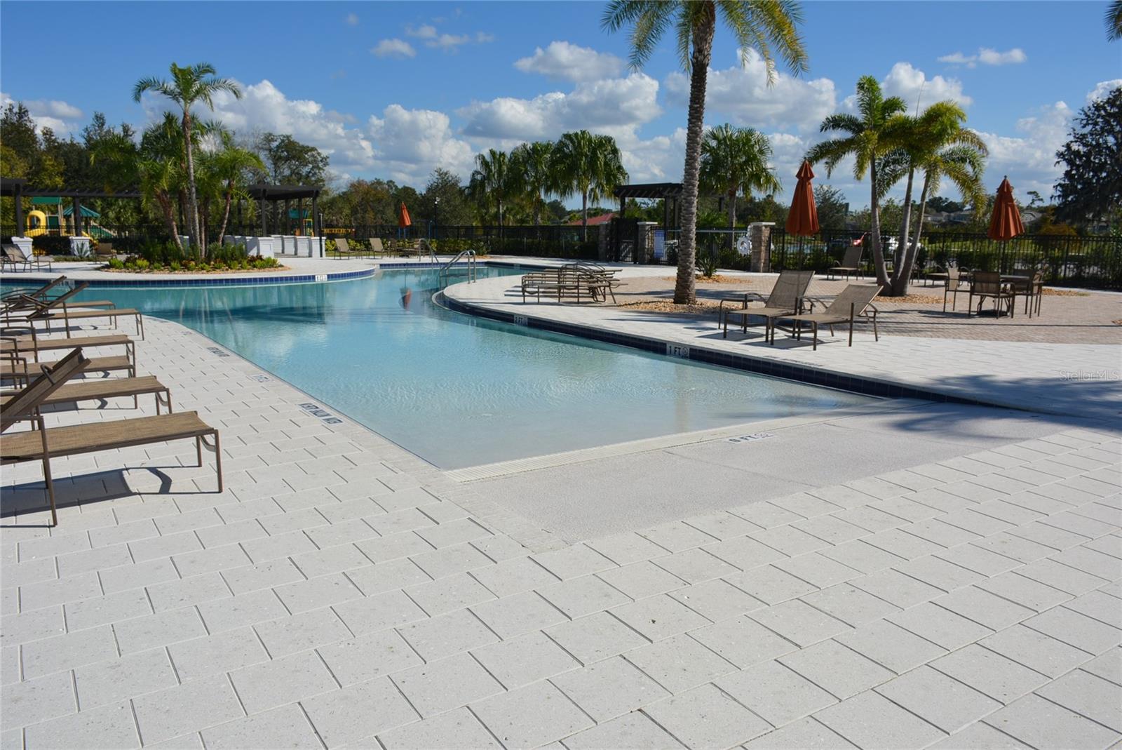 TUSKAWILLA CROSSINGS PH 1 - Residential