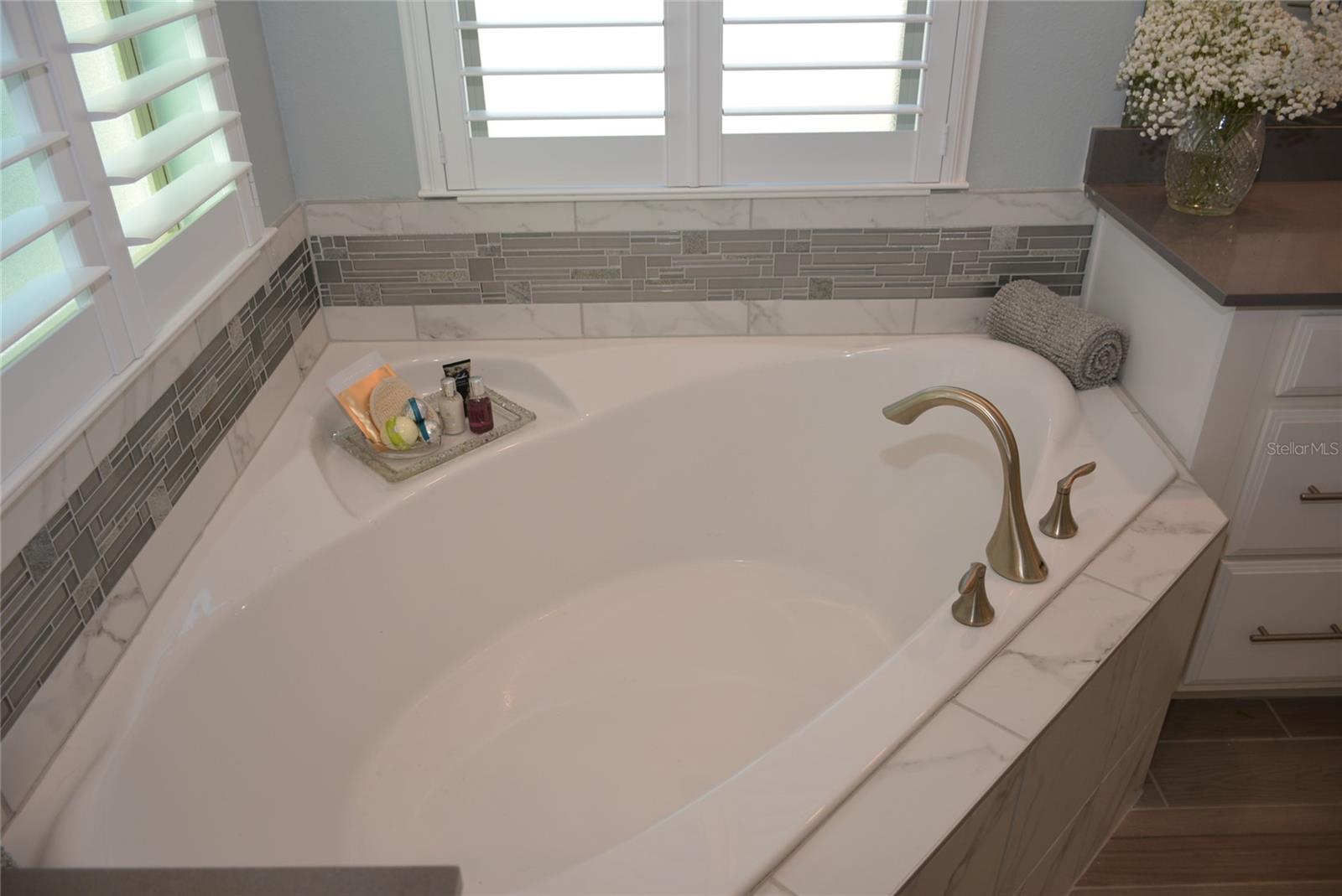 TUSKAWILLA CROSSINGS PH 1 - Residential