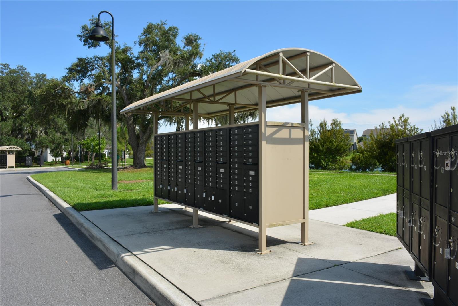 TUSKAWILLA CROSSINGS PH 1 - Residential