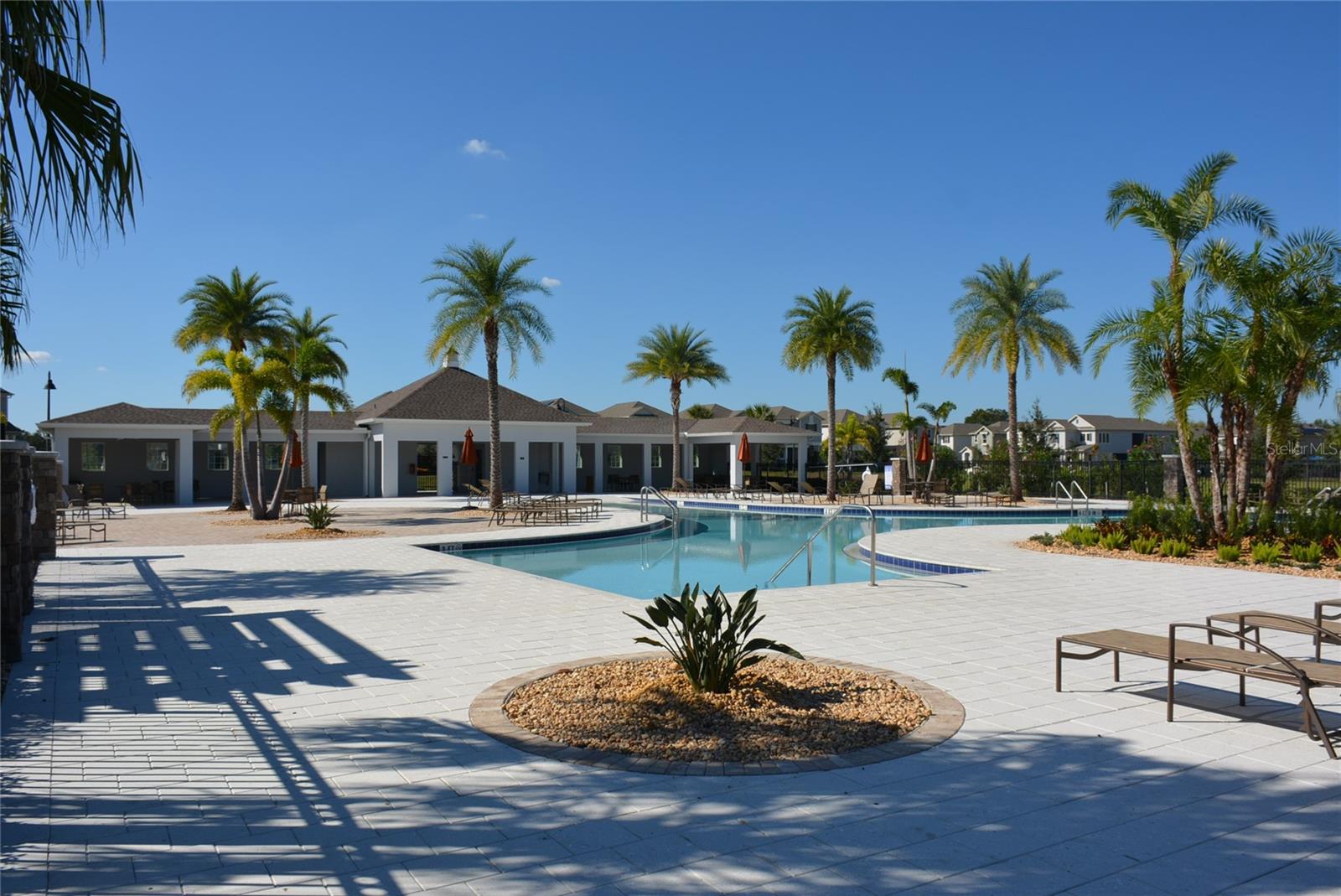 TUSKAWILLA CROSSINGS PH 1 - Residential