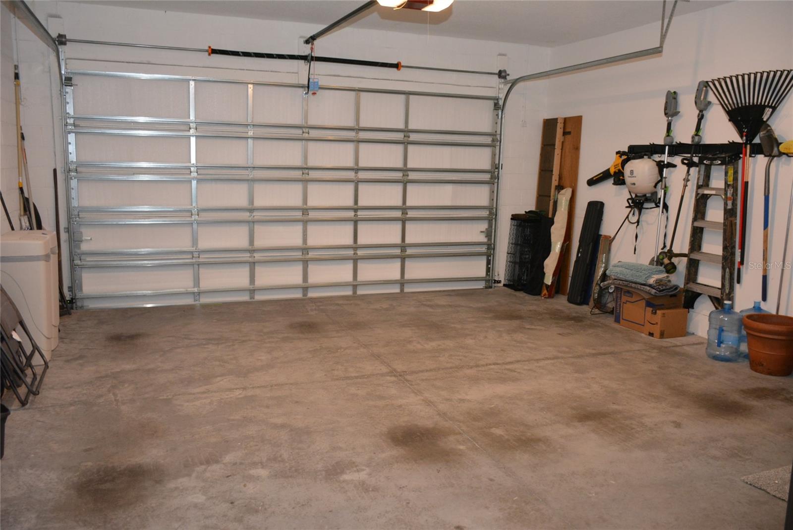 TUSKAWILLA CROSSINGS PH 1 - Residential