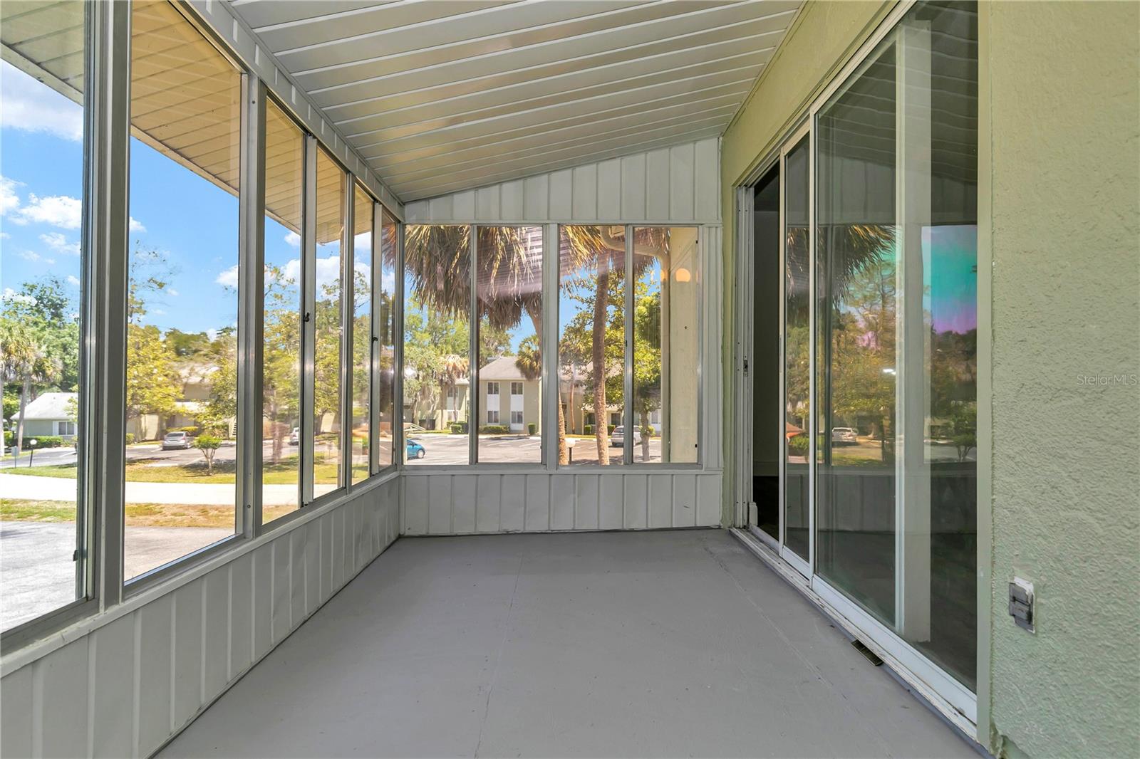 FAIRWAYS/SILVER SPGS SHORES CO - Residential