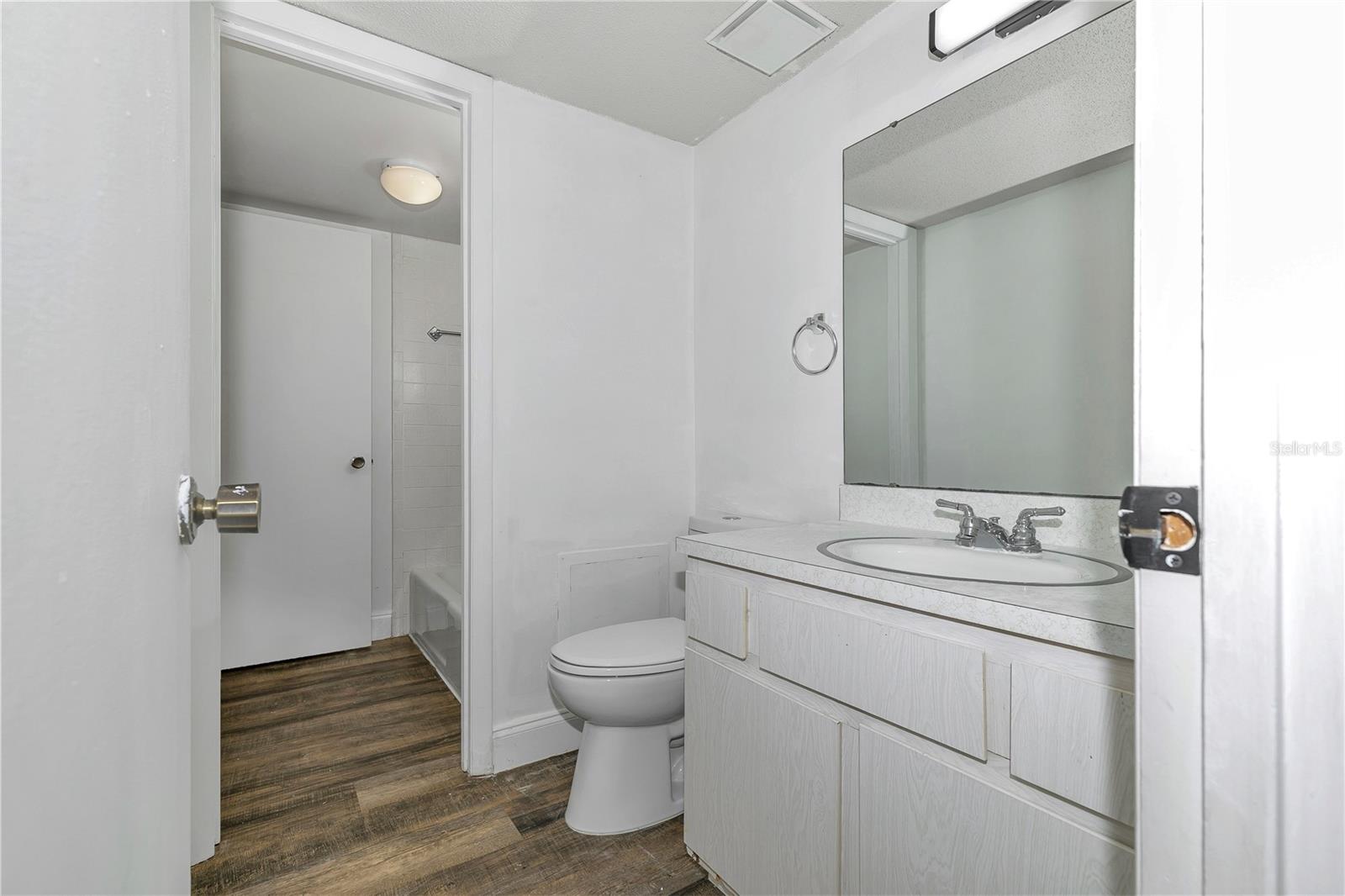 FAIRWAYS/SILVER SPGS SHORES CO - Residential