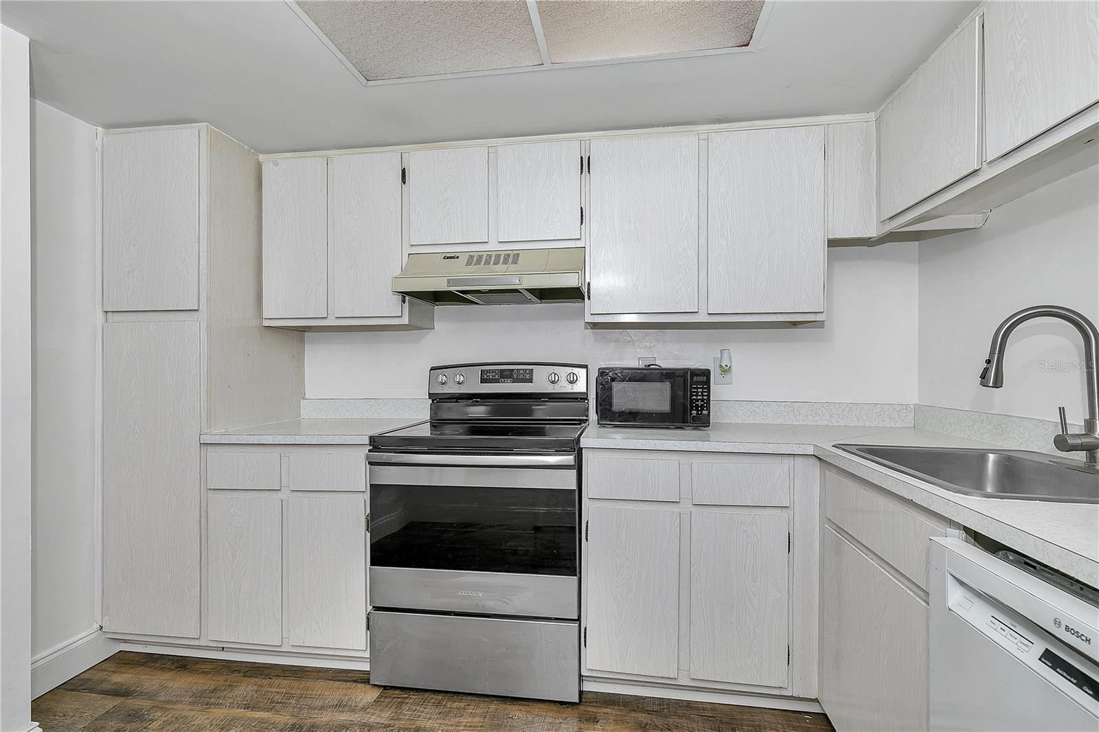 FAIRWAYS/SILVER SPGS SHORES CO - Residential