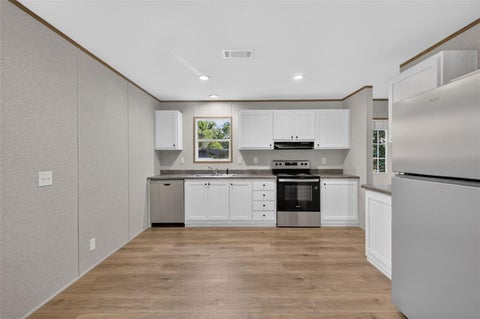 Tiny photo for 607 Lawrence Street, Wildwood, FL 34785 (MLS # G5114859)