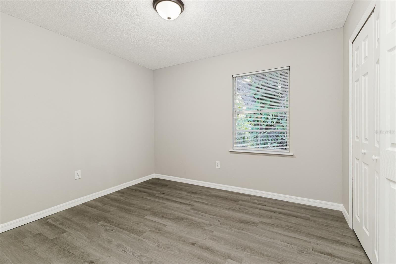 SUNRISE PARK - Residential