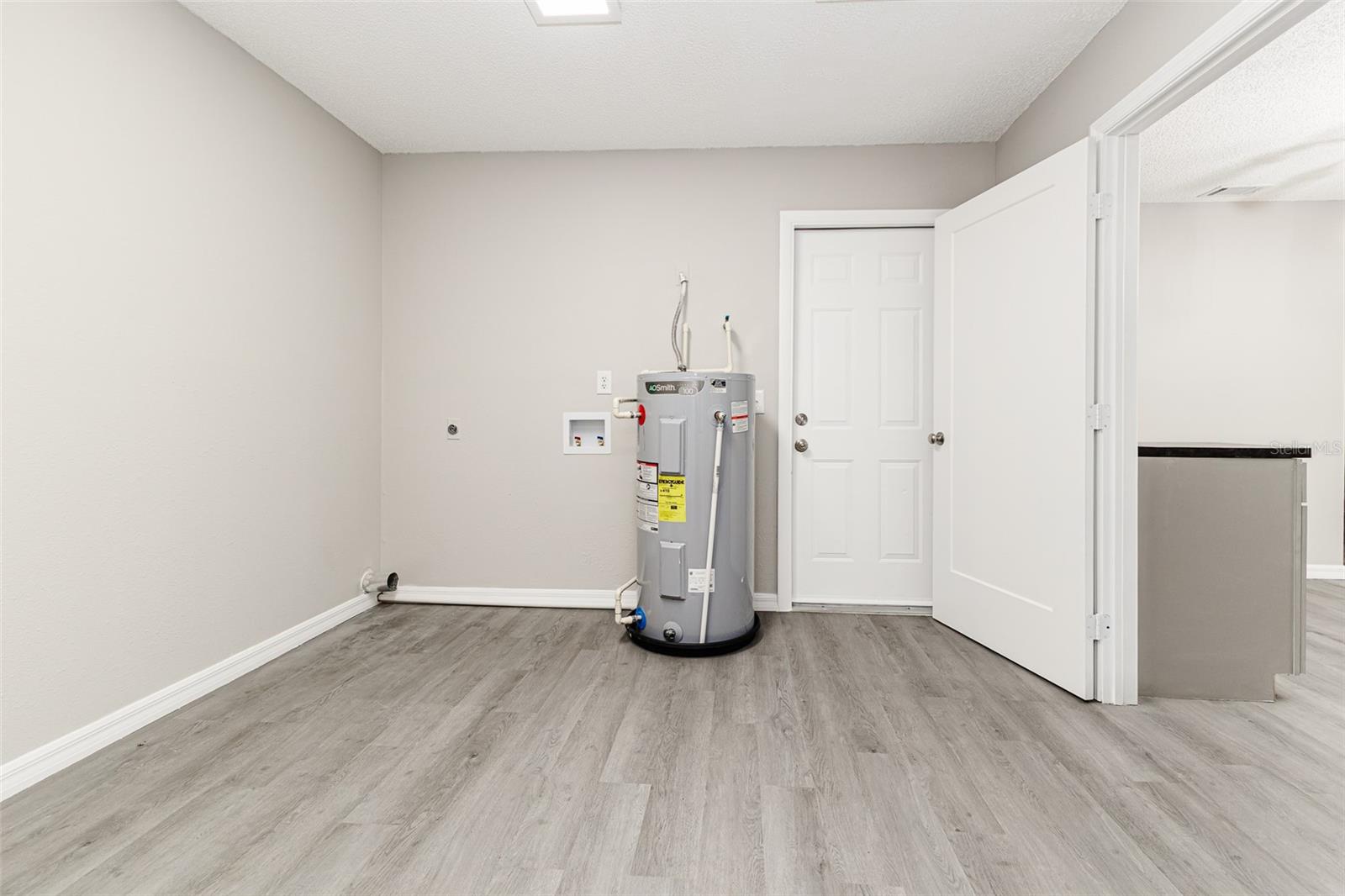 SUNRISE PARK - Residential