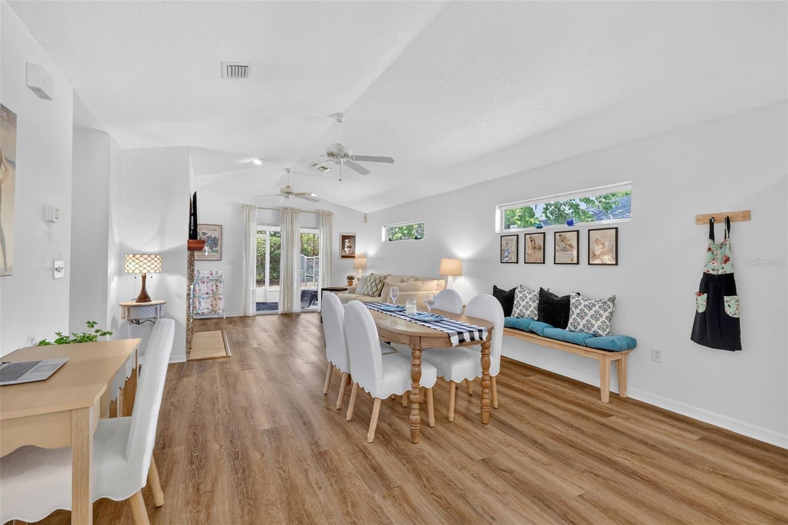 TAVARES GOLDEN PALMS FIRST ADD - Residential