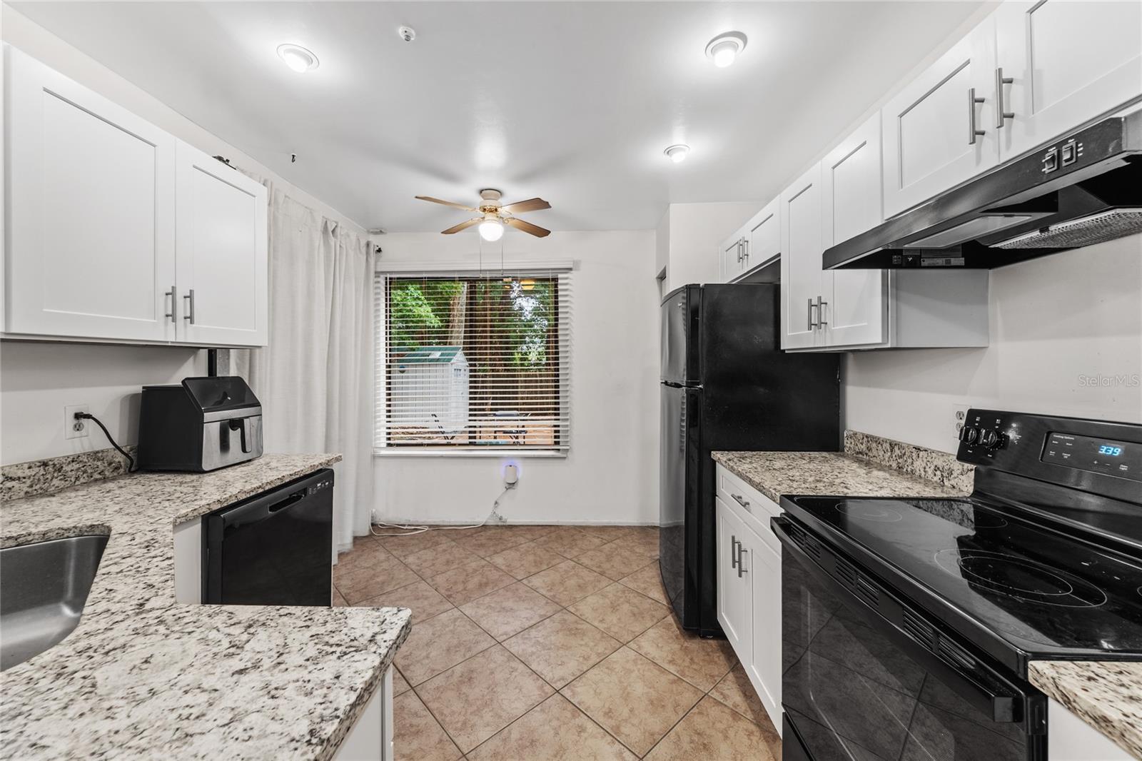 HIGHLAND VILLAGE 1 - Residential