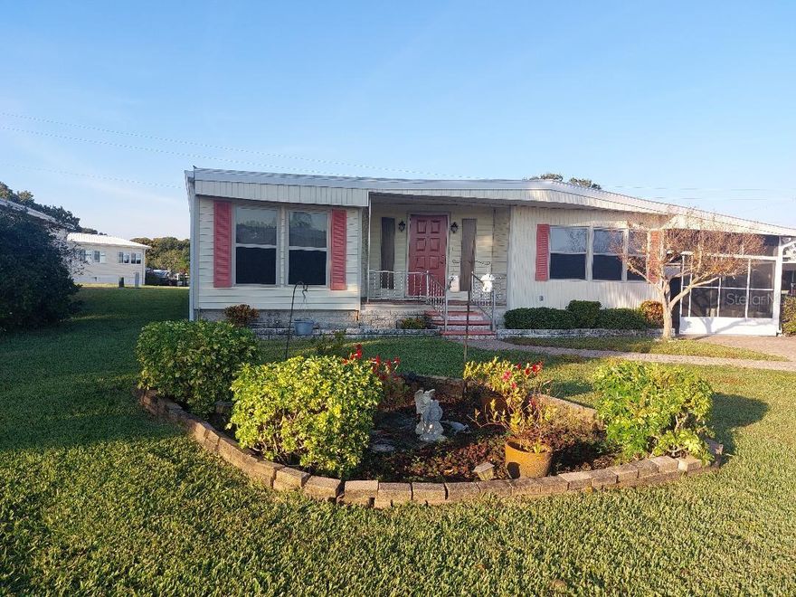 2BR-2BA IN BEAUTIFUL LAKE TARPON VILLAGE...MANY UP-DATES THRUOUT...LOW MAINT. $107 MONTHLY..ACCESS TO LAKE TARPON...ACTIVE 55+ COMMUNITY...1472 SQ FT...NEWER ROOF AND SCREENS IN SCREEN ROOM...QUITE LOCATION...