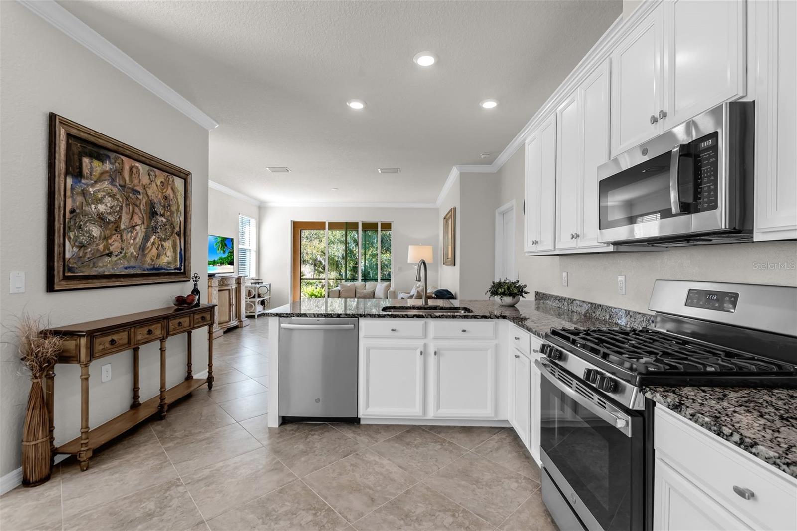 ARBOR GRANDE - Residential