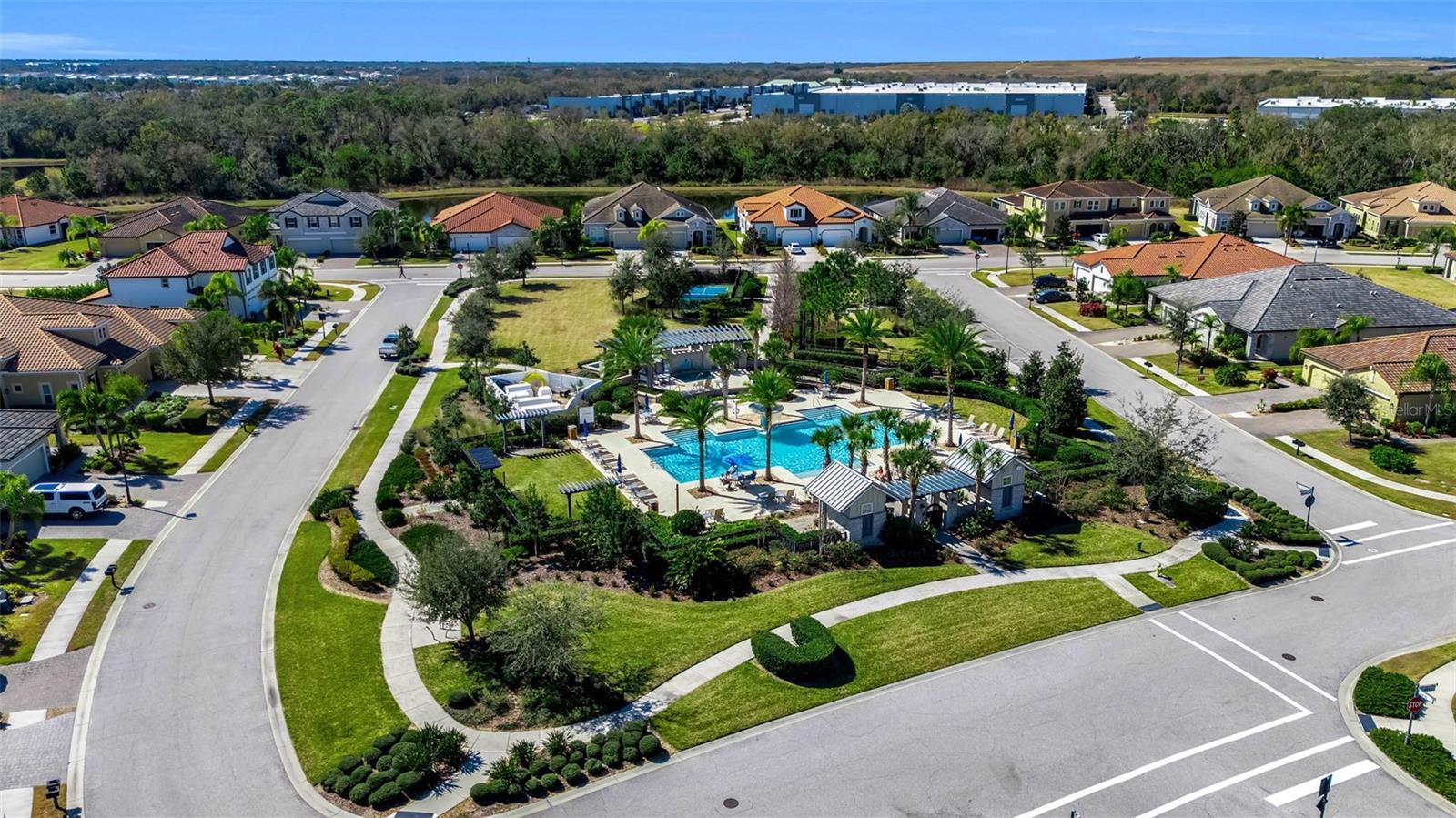 ARBOR GRANDE - Residential