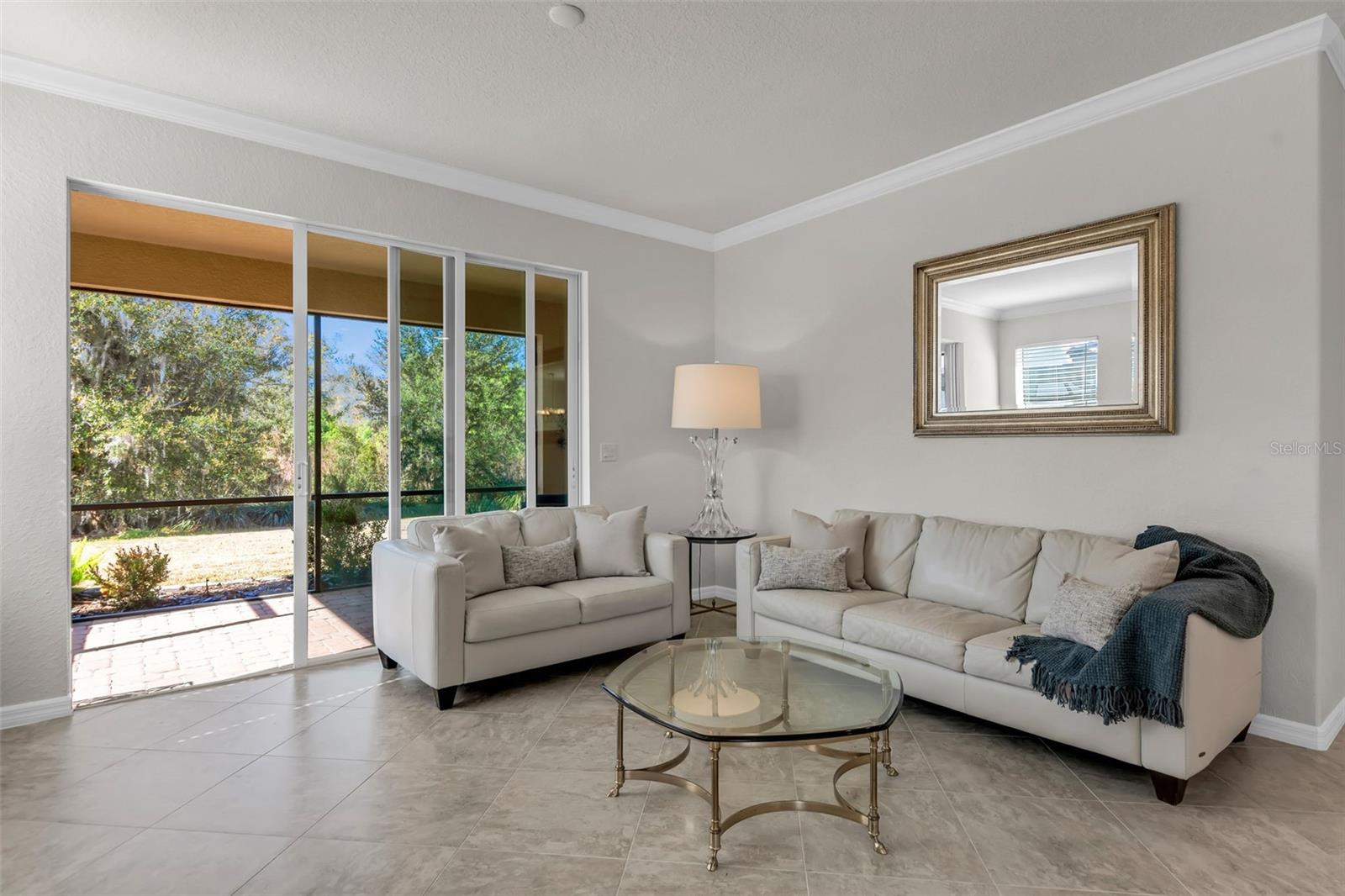 ARBOR GRANDE - Residential