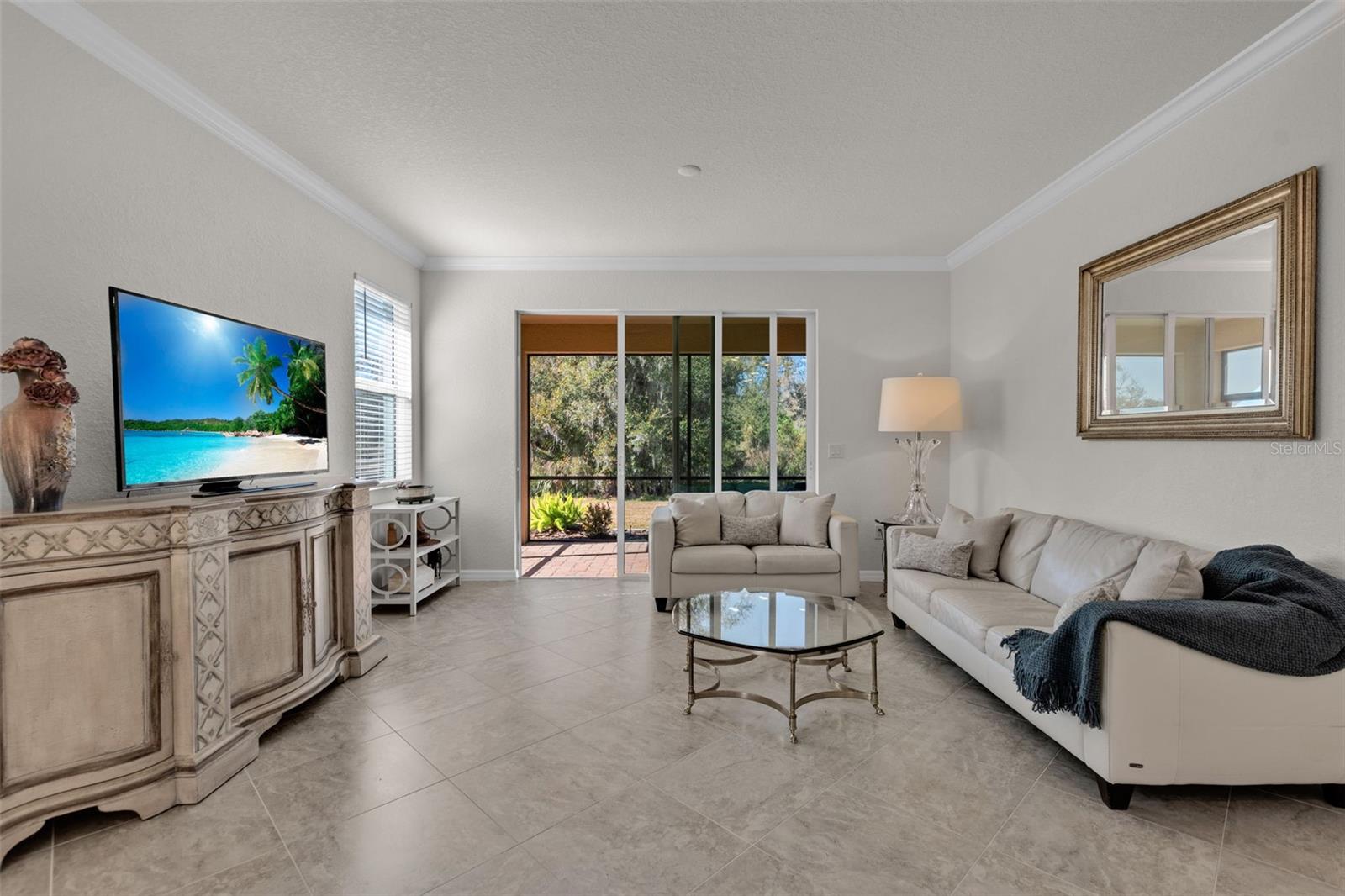 ARBOR GRANDE - Residential