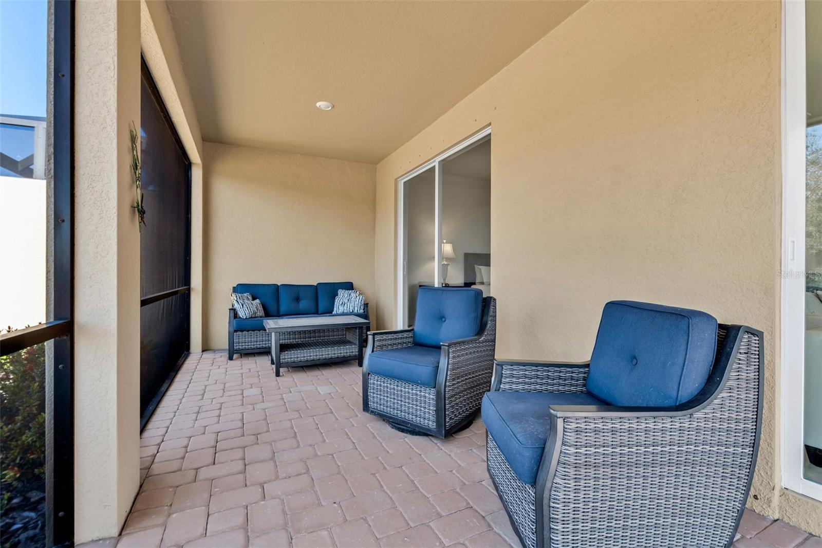 ARBOR GRANDE - Residential