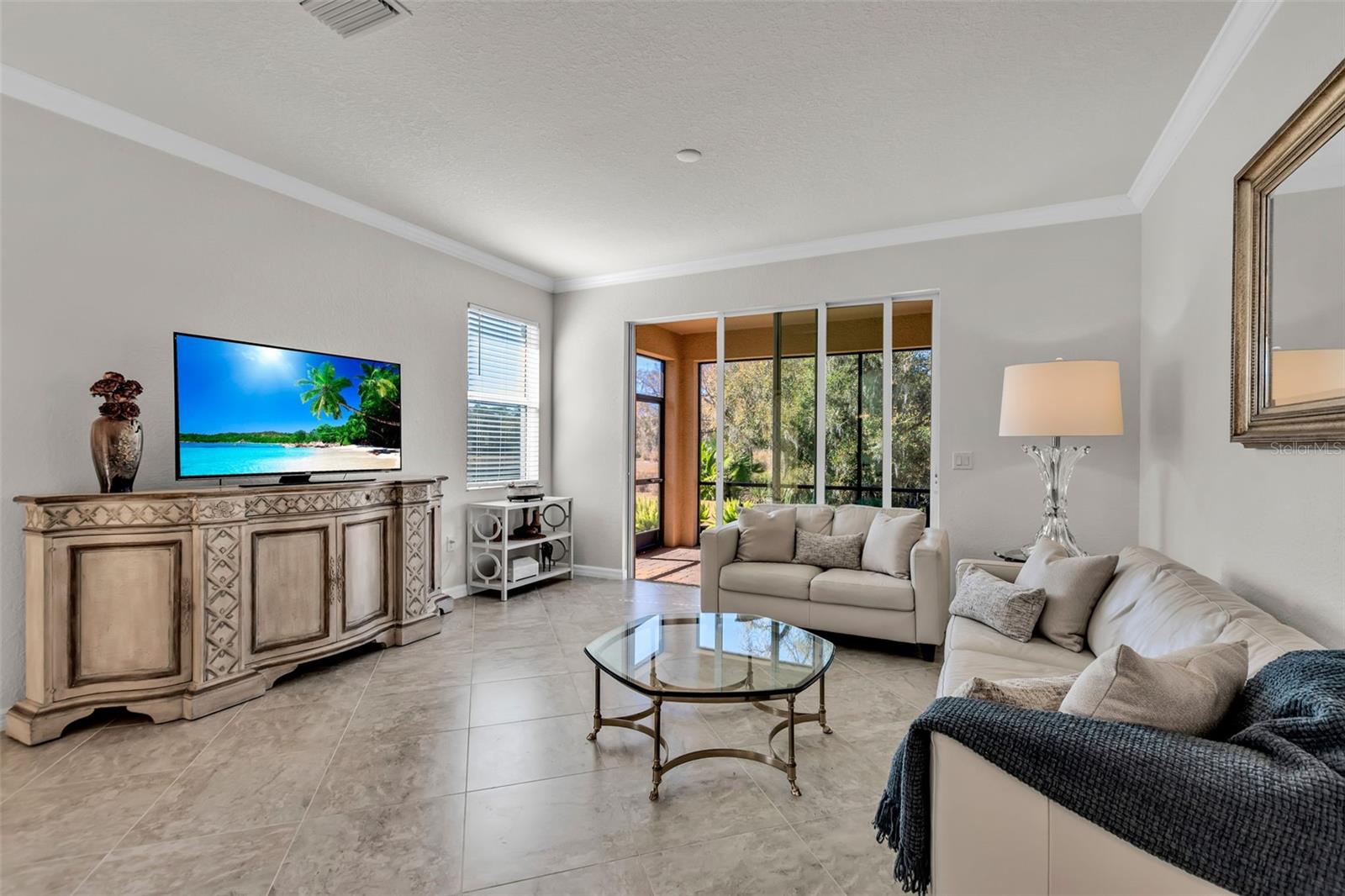 ARBOR GRANDE - Residential