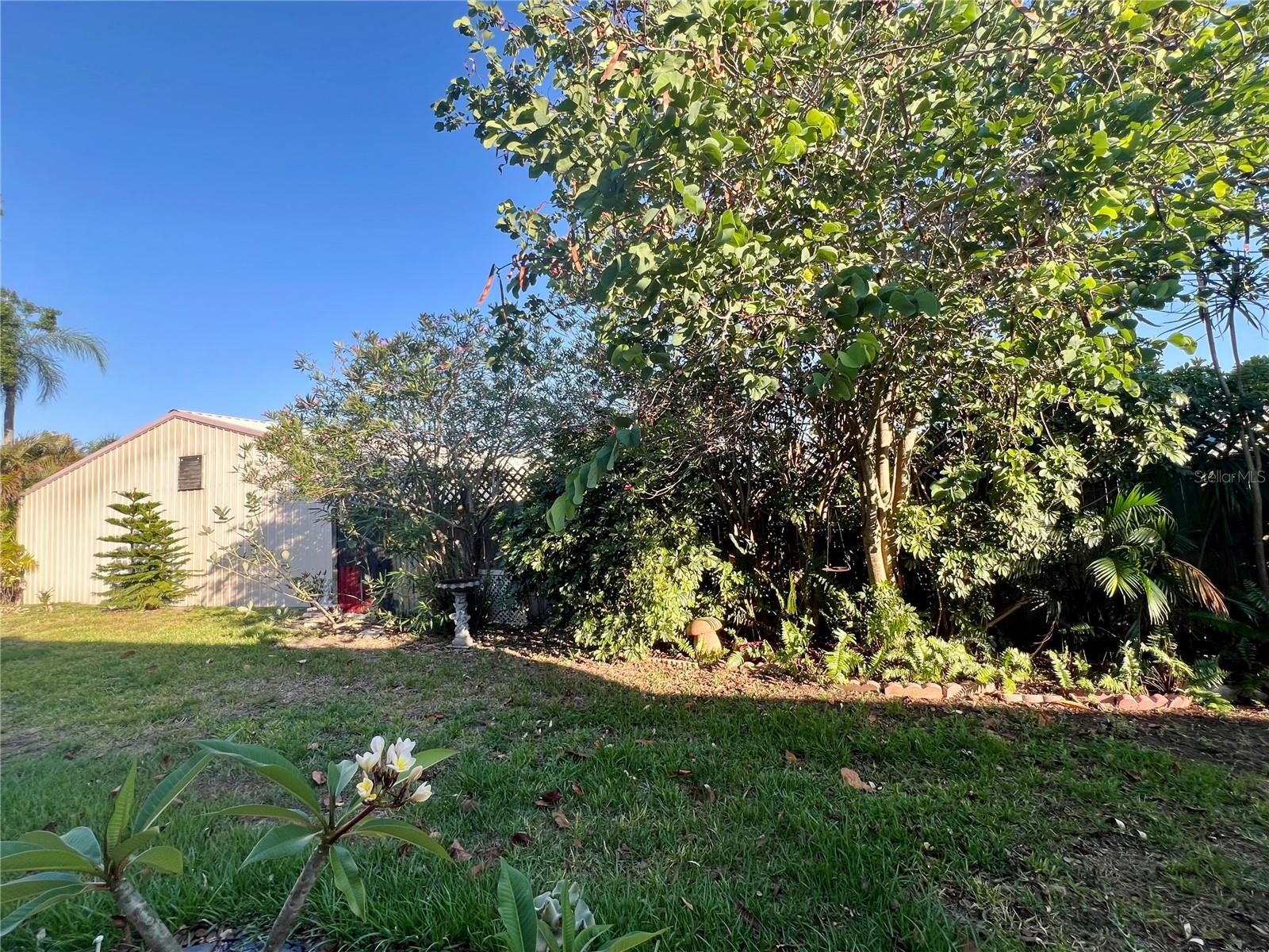 MISSION HILLS CONDO - Residential