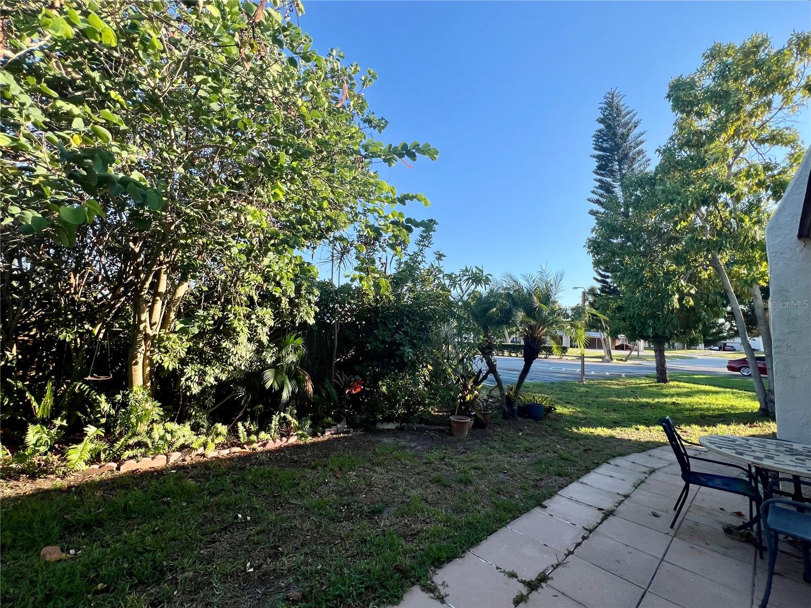 MISSION HILLS CONDO - Residential
