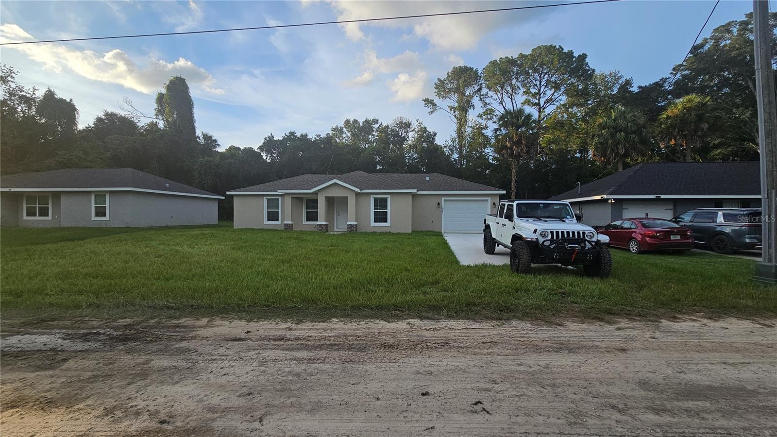 beautiful brand new construction ready to move in or rent
excellent quality construction
no water expense as has brand new well