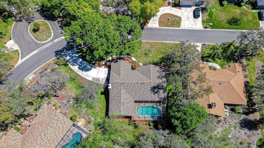 Photo of 2913 Forest Club Drive, Plant City, FL 33566 (MLS # TB8487492)