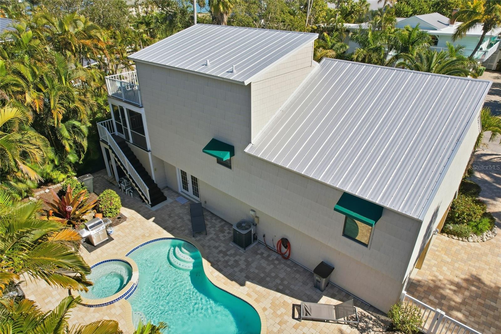 BAY ISLAND PARK - Residential