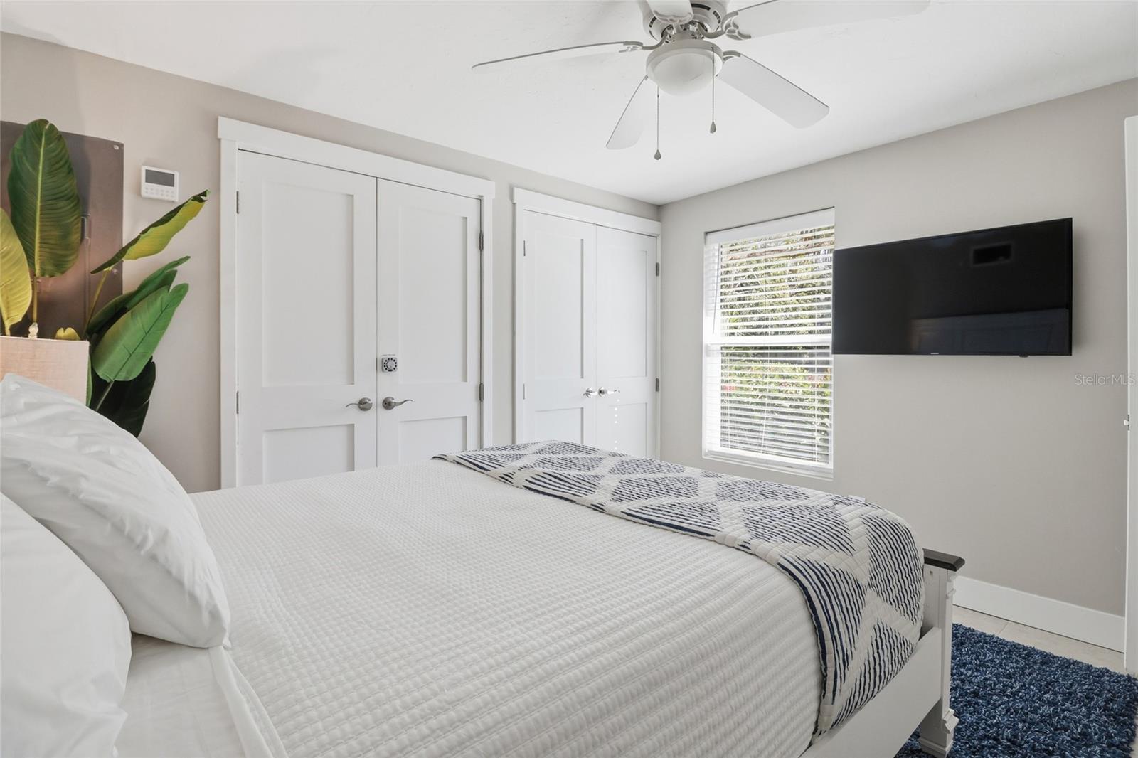 BAY ISLAND PARK - Residential