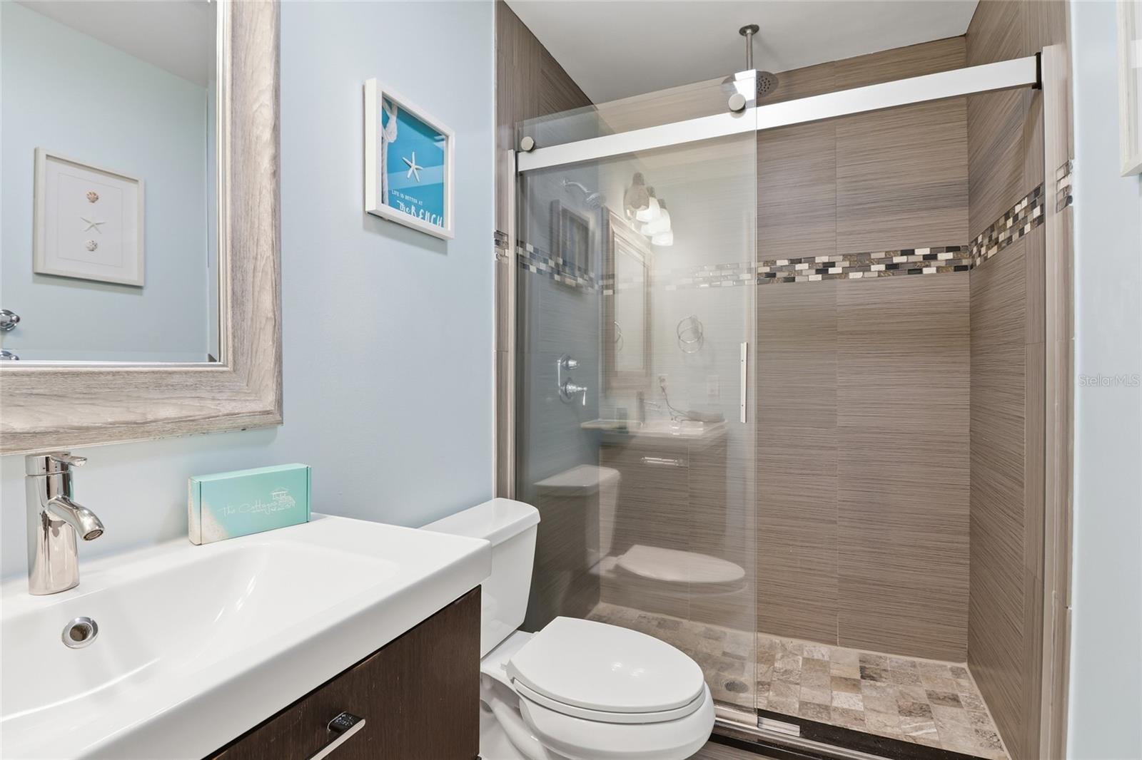 BAY ISLAND PARK - Residential