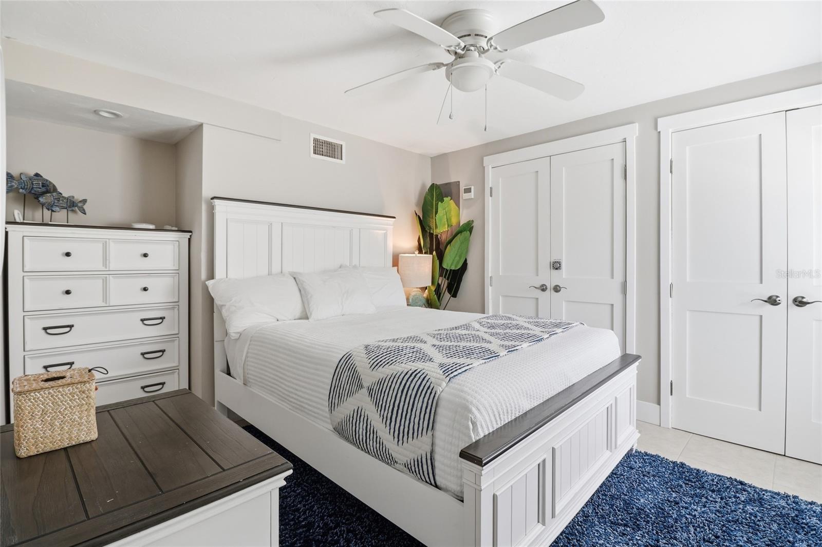 BAY ISLAND PARK - Residential