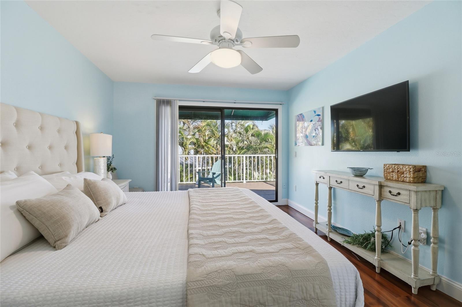 BAY ISLAND PARK - Residential