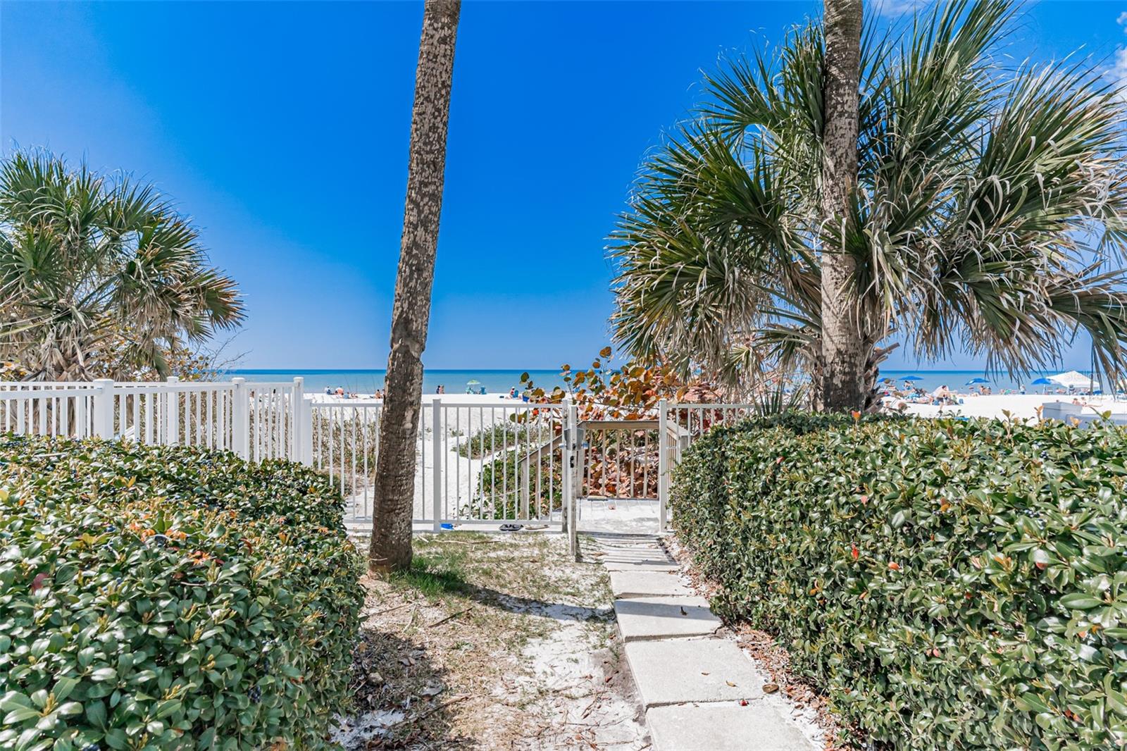 HAMILTON HOUSE ON THE GULF CONDO - Residential