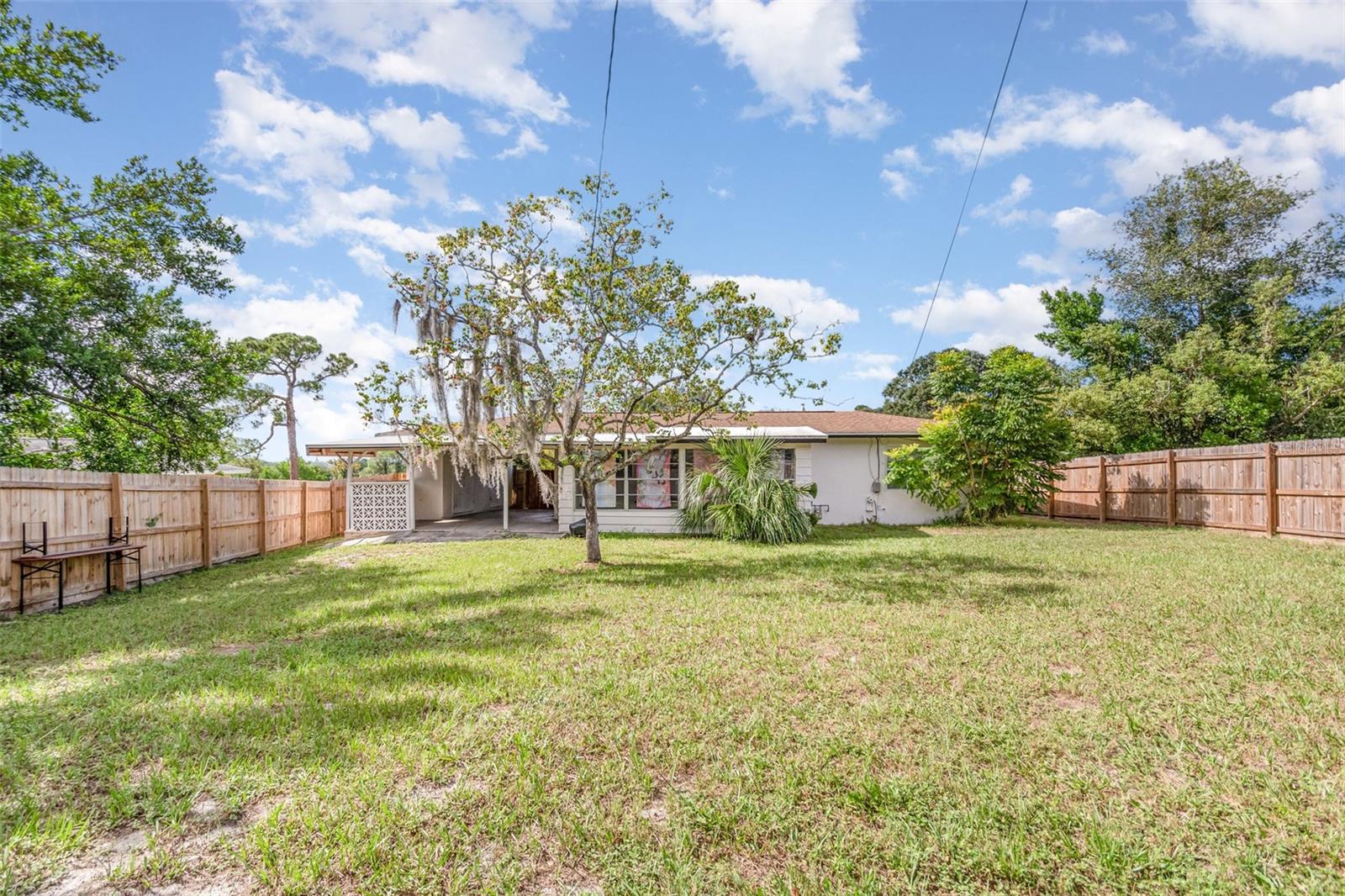 DELTONA LAKES - Residential