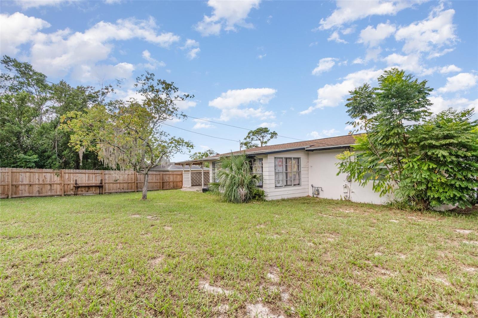 DELTONA LAKES - Residential