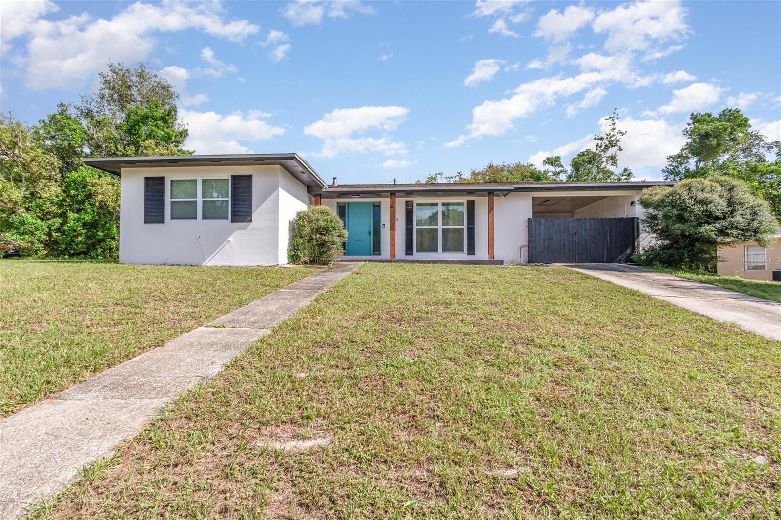 DELTONA LAKES - Residential