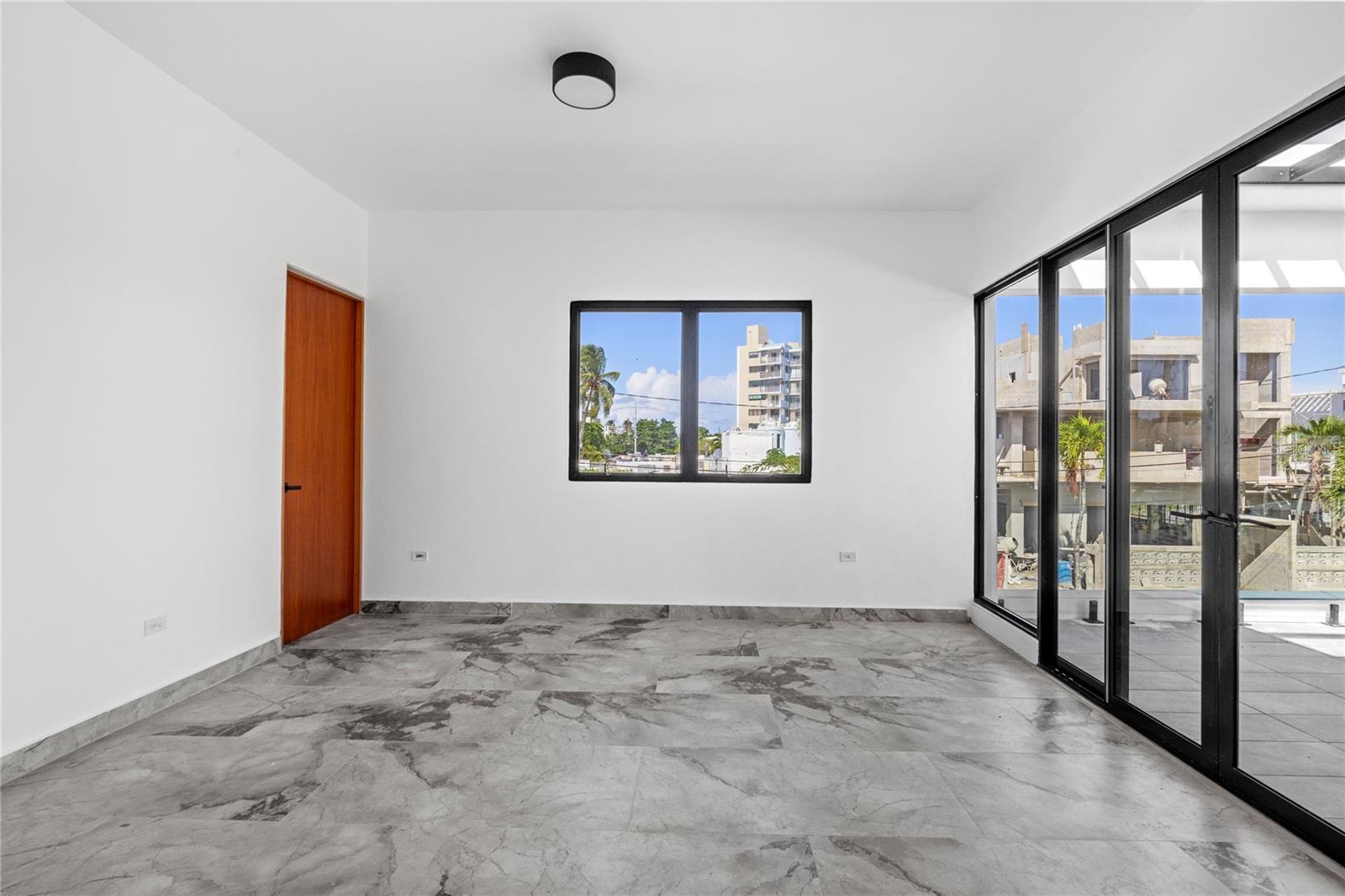 OCEAN PARK - Residential