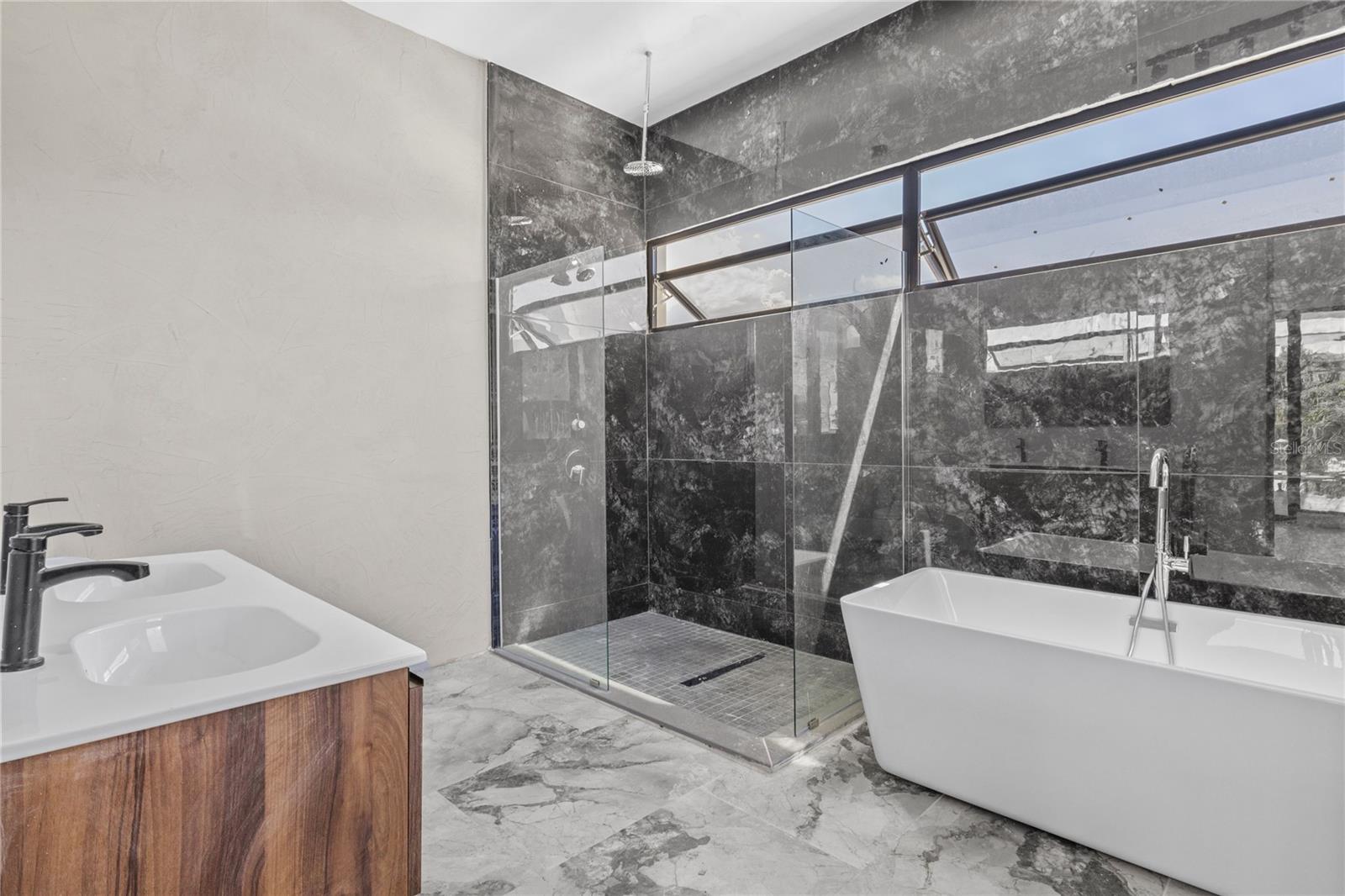 OCEAN PARK - Residential