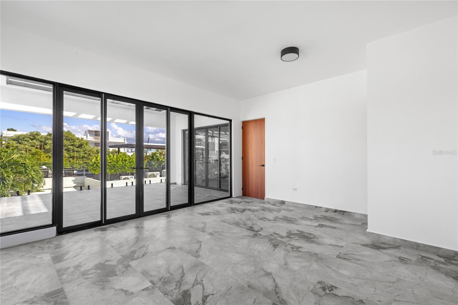 OCEAN PARK - Residential