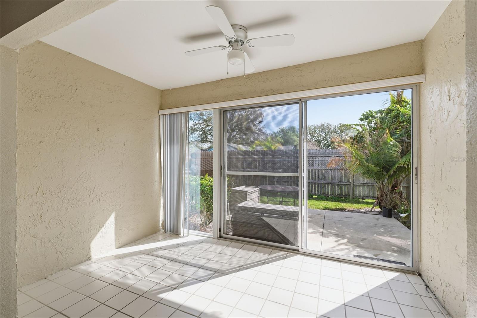 07 SPGS VILLAS CONDO - Residential