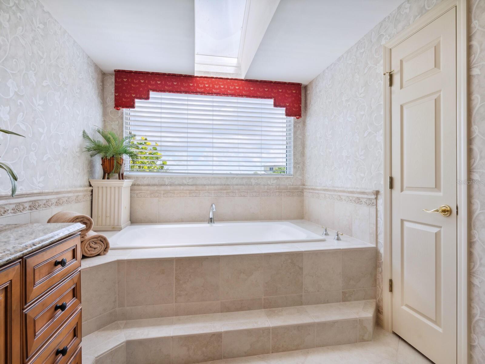 NORTH HARBOR - Residential