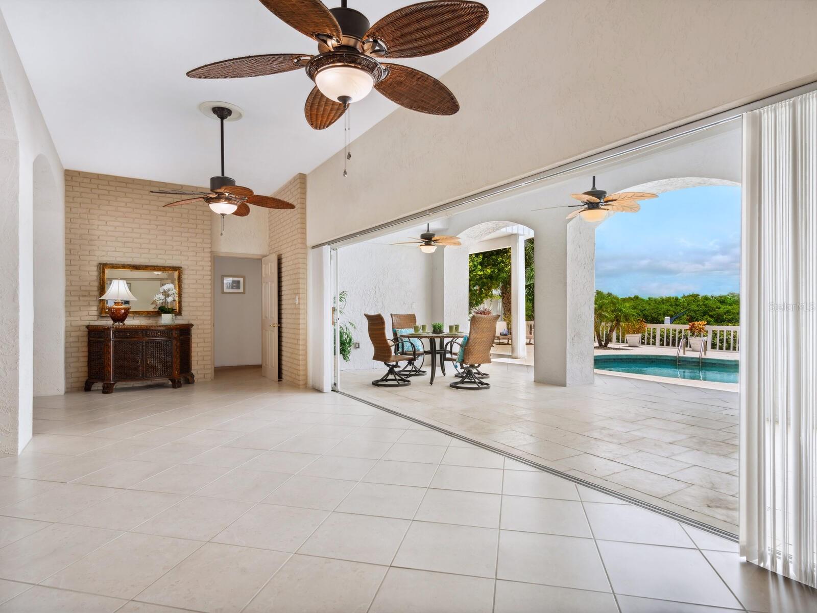 NORTH HARBOR - Residential