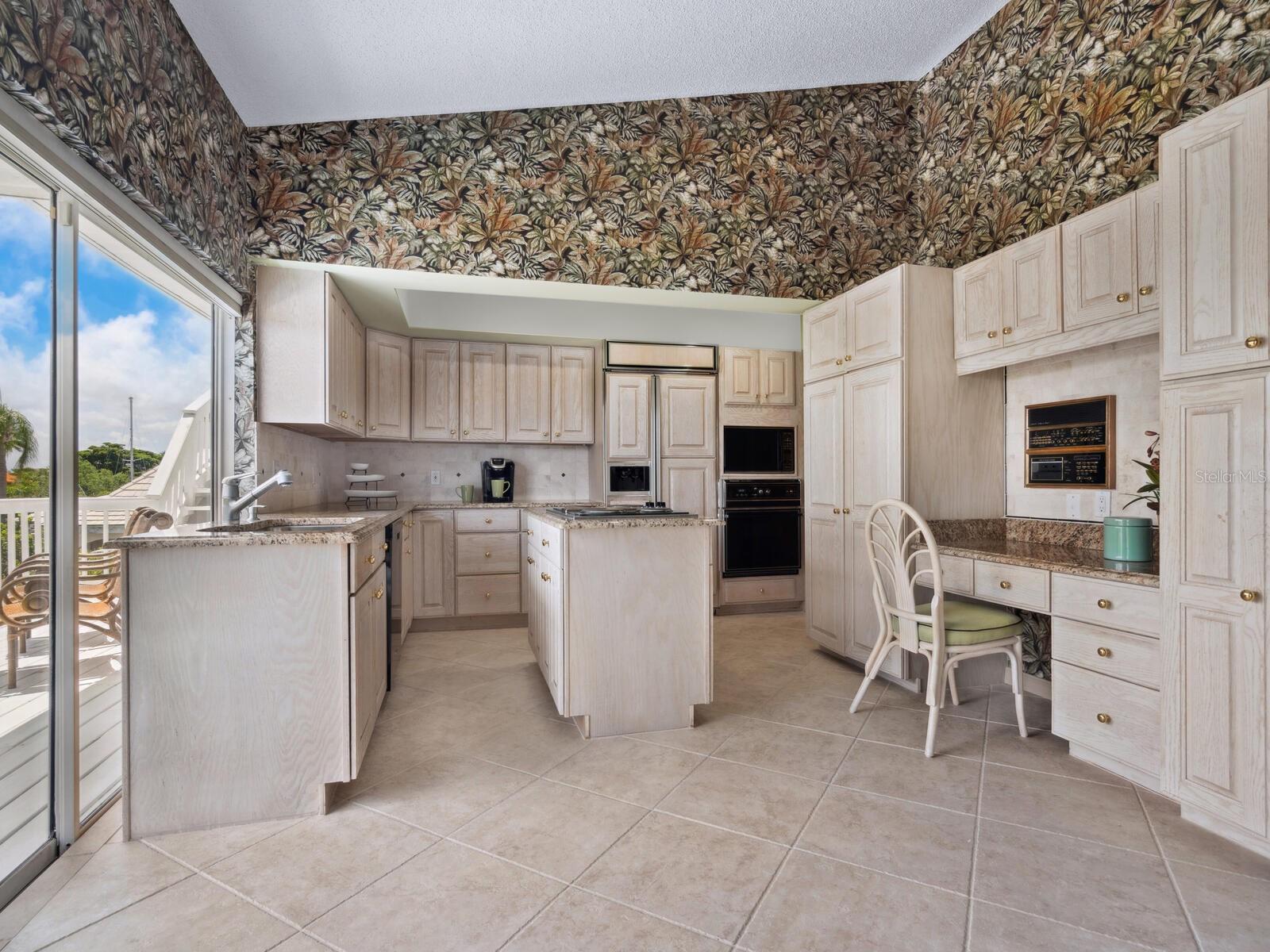 NORTH HARBOR - Residential