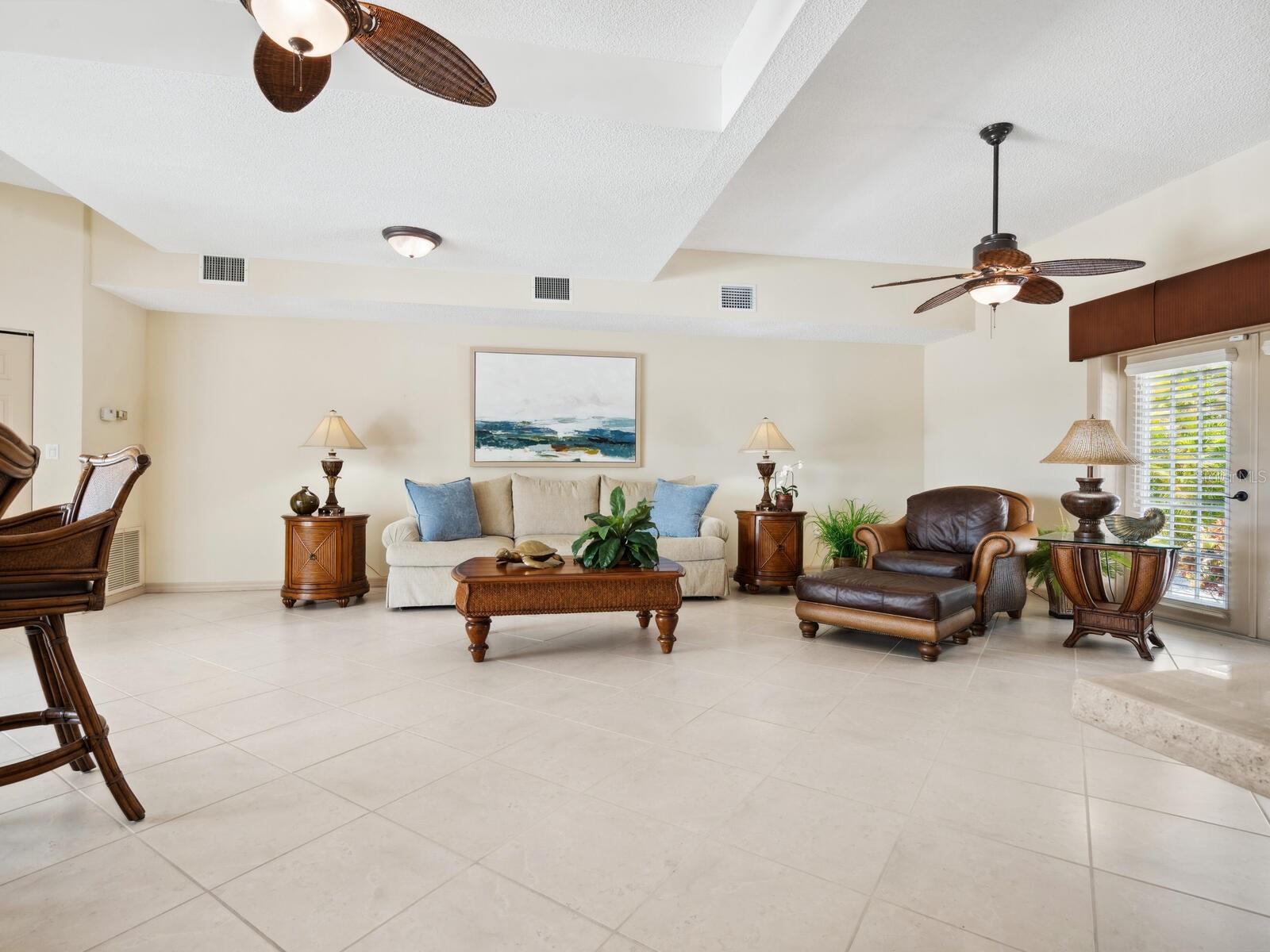 NORTH HARBOR - Residential