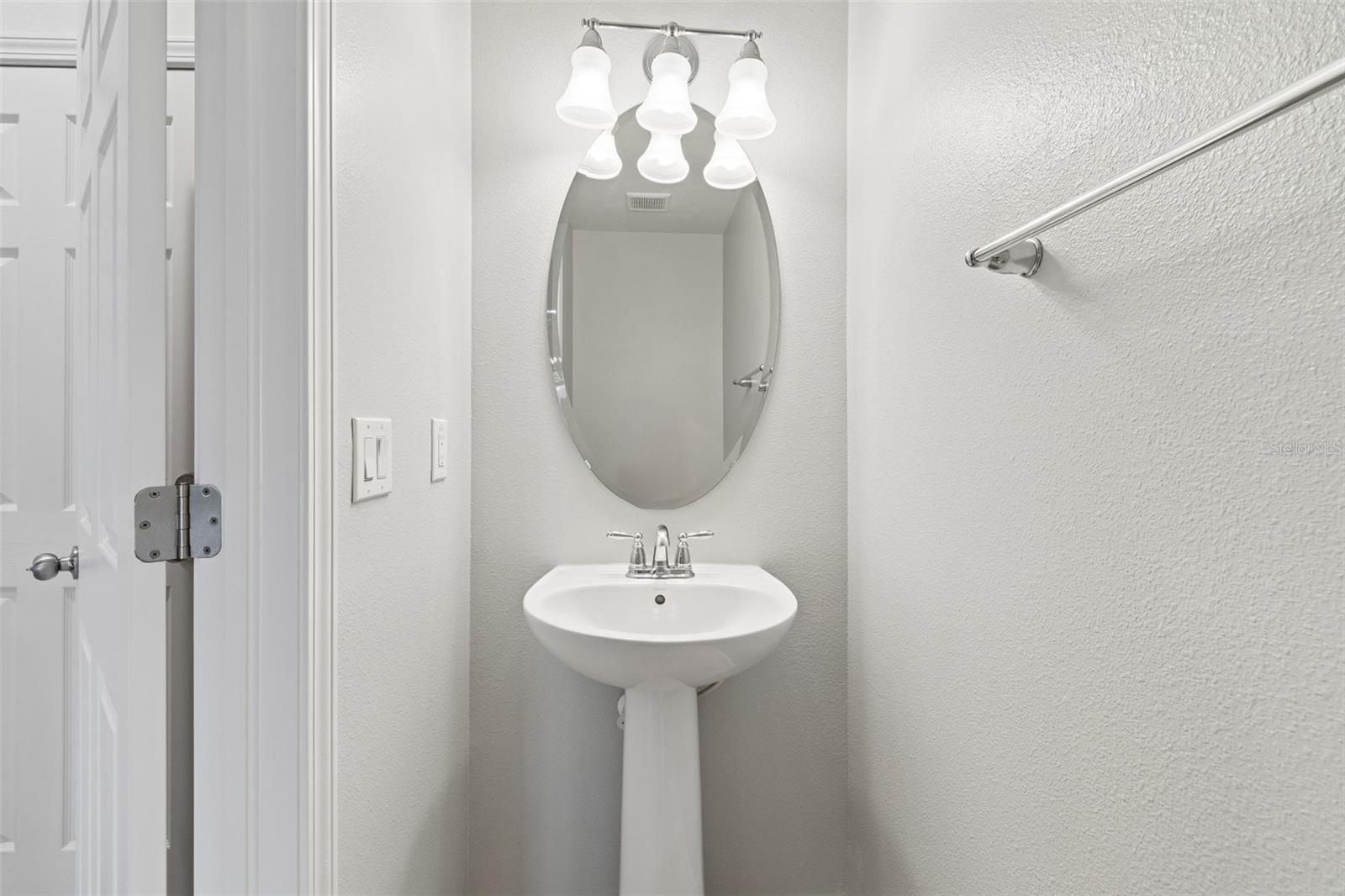 HARVEST CREEK VILLAGE - Residential Lease